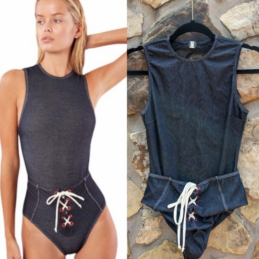 NWOT Solid and Striped Nautical One Piece Swimsuit Sz M